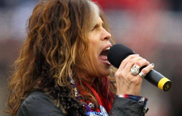 Steven Tyler no Super Bowl – Gafe na execução do Hino Nacional