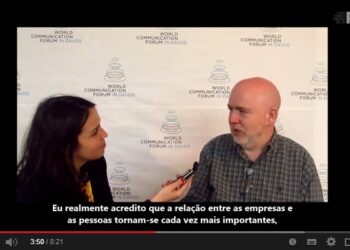 Paul Holmes: marketing + comunicação corporativa = Relações Públicas