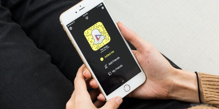 Snapchat: uma revolução semiótica.